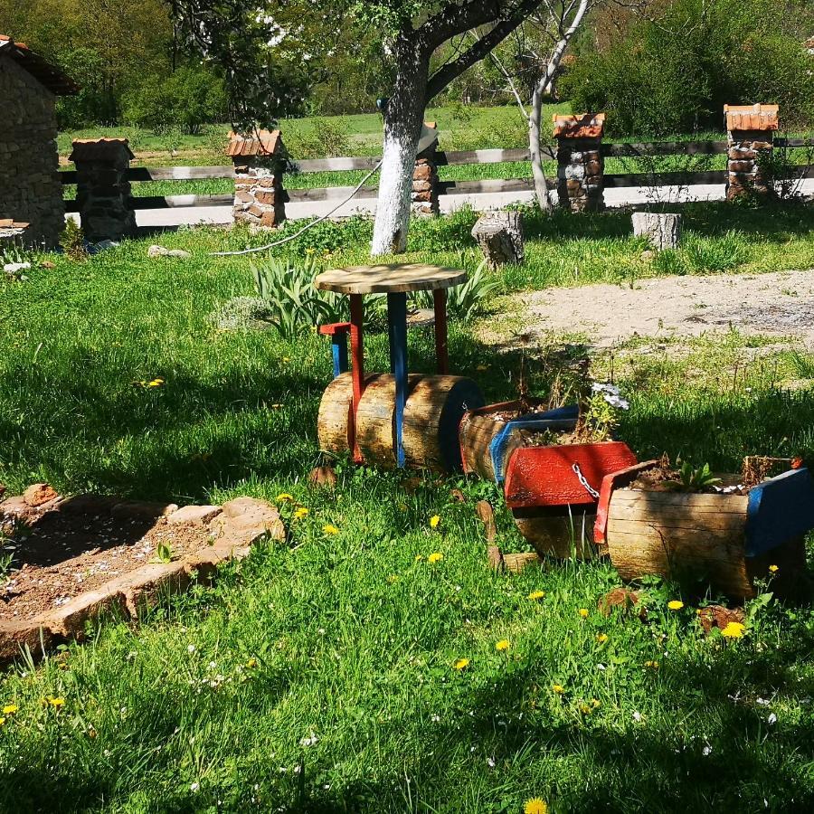Etno Konak Angela-Srbija Hotel Kalna Bagian luar foto