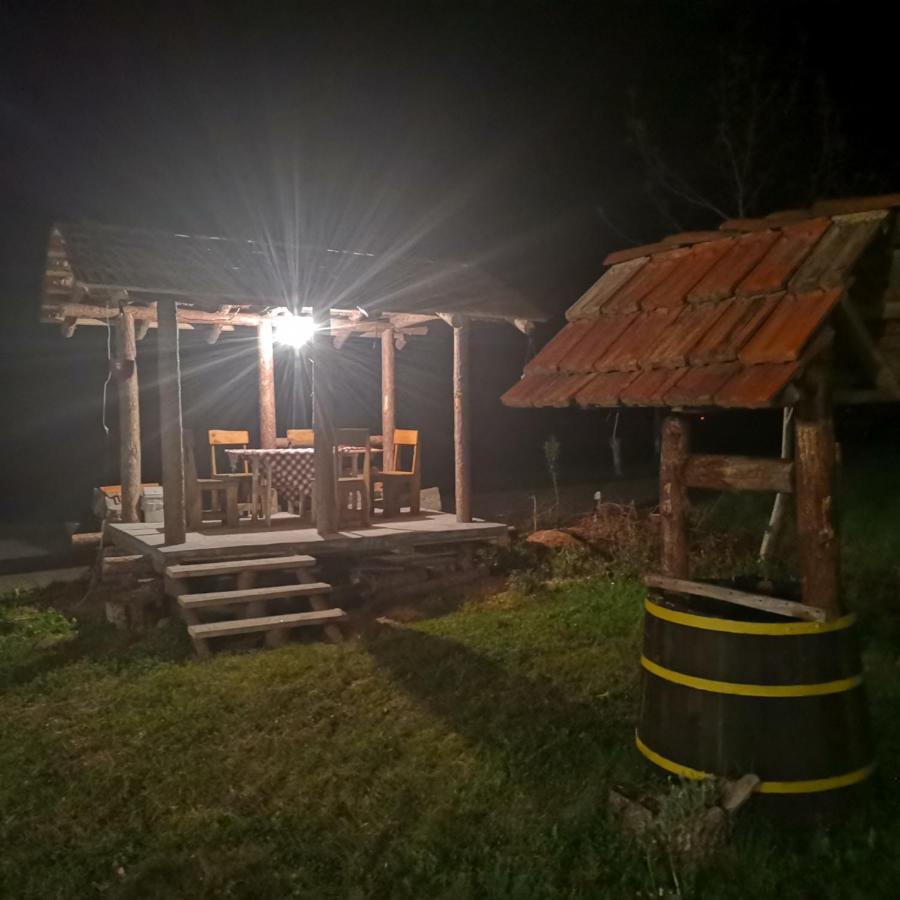 Etno Konak Angela-Srbija Hotel Kalna Bagian luar foto