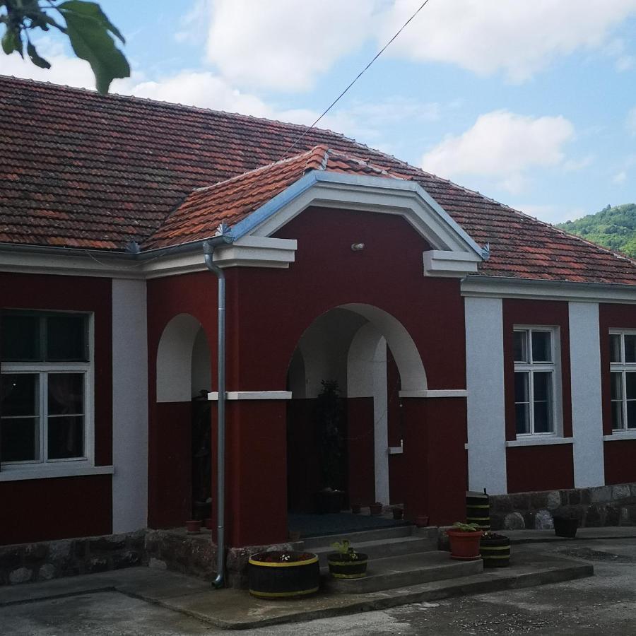 Etno Konak Angela-Srbija Hotel Kalna Bagian luar foto